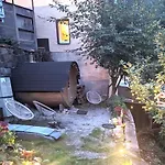 Urlaubsmagie - Felsenpfad - Sauna & Saisonaler Pool Apartment *