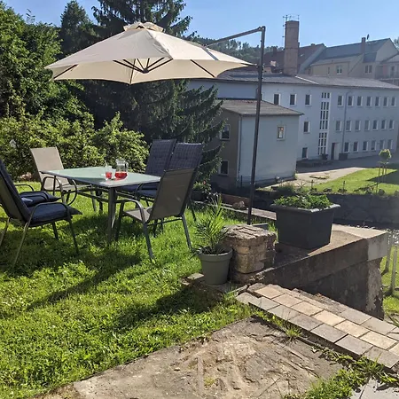 F1 - Urlaubsmagie - Helle Mit Sauna & Pool Sebnitz