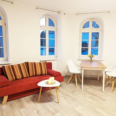 F1 - Urlaubsmagie - Helle Mit Sauna & Pool Апартаменты Зебниц