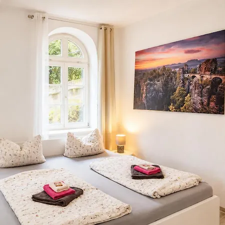 Apartamento Urlaubsmagie - Felsenpfad - Sauna & Saisonaler Pool - F1 Sebnitz