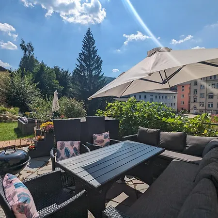Urlaubsmagie - Felsenpfad - Sauna & Saisonaler Pool - F1 Sebnitz